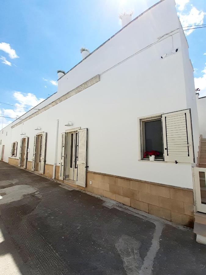 מרטאנו Corte Sant'Antonio Rooms מראה חיצוני תמונה