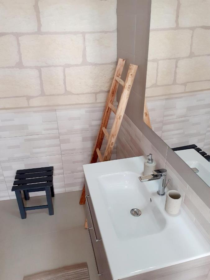 מרטאנו Corte Sant'Antonio Rooms מראה חיצוני תמונה