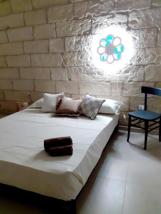 מרטאנו Corte Sant'Antonio Rooms מראה חיצוני תמונה