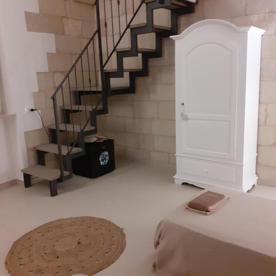 מרטאנו Corte Sant'Antonio Rooms מראה חיצוני תמונה